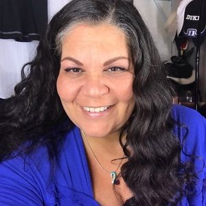 Meet your Posher, Robin